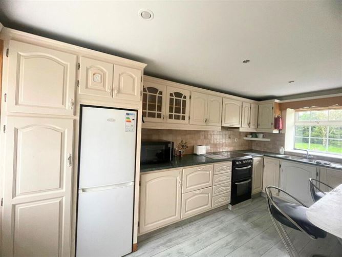 Briarfield, Four Mile House, Roscommon