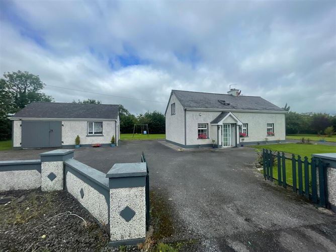 Briarfield, Four Mile House, Roscommon
