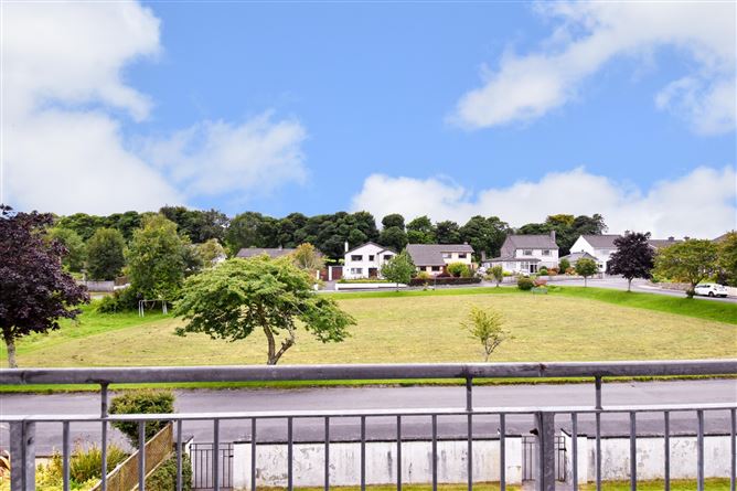 2 Beechmount Avenue, Highfield Park, Galway