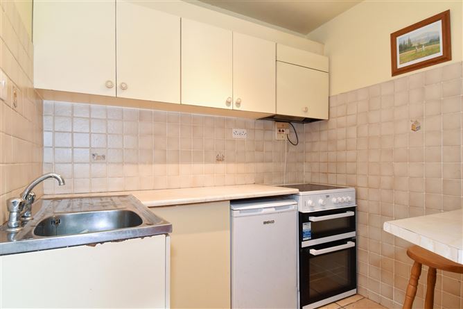 2 Beechmount Avenue, Highfield Park, Galway