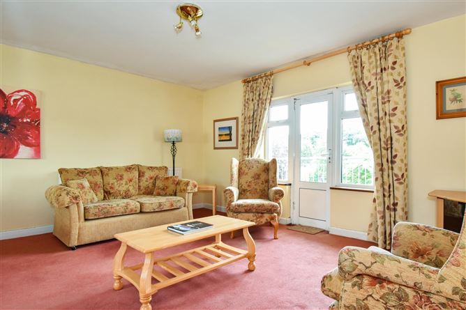 2 Beechmount Avenue, Highfield Park, Galway