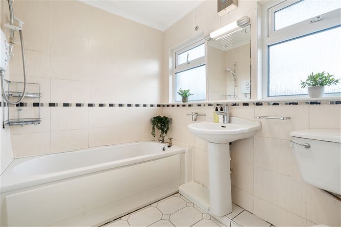 7 Sandymount Castle Drive, Sandymount, Dublin 4