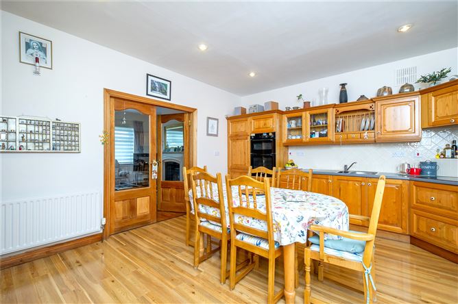 17 Barry's Boreen, Fermoy, Co. Cork