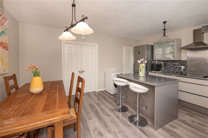 6 The View, Gleann Na Ri, Blarney, Co. Cork