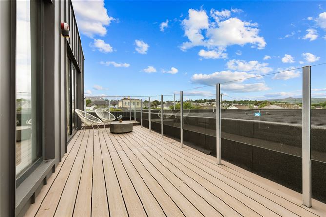 Photo 5 of 36 — 3 Bed Apartment, Fontenoy Place, Strand Road, Bray, Wicklow
