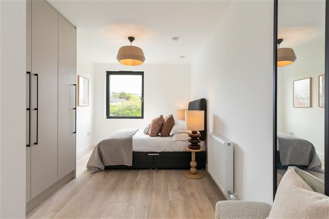 Photo 18 of 36 — 3 Bed Apartment, Fontenoy Place, Strand Road, Bray, Wicklow