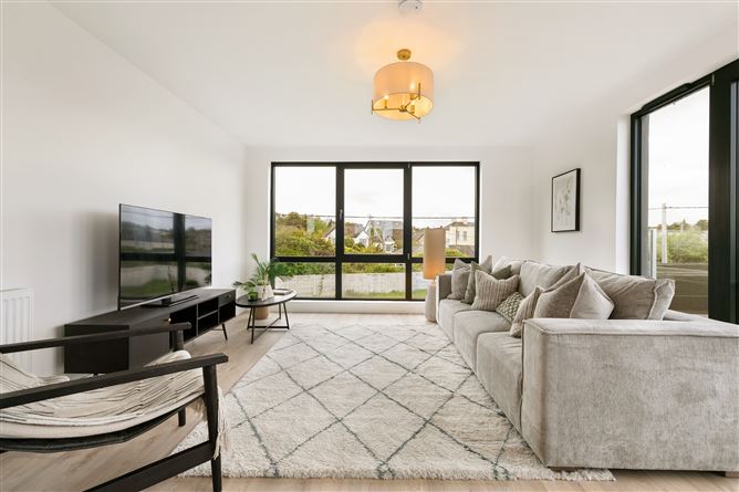Photo 7 of 36 — 3 Bed Apartment, Fontenoy Place, Strand Road, Bray, Wicklow