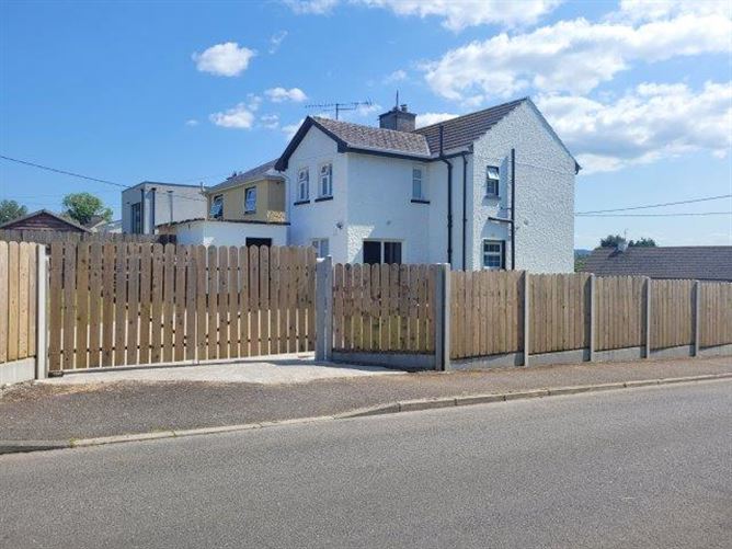 No 1 Drumlease Terrace, Dromahair, Leitrim