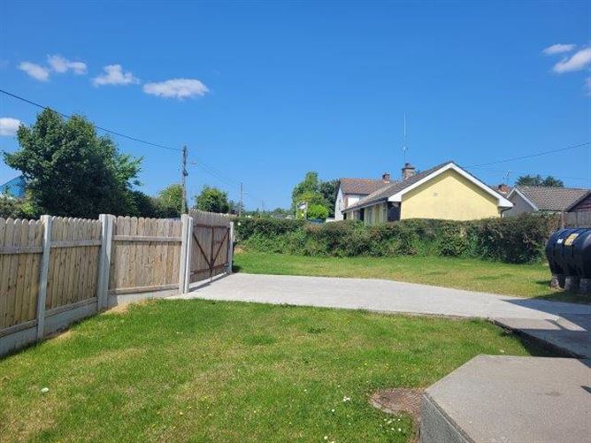 No 1 Drumlease Terrace, Dromahair, Leitrim