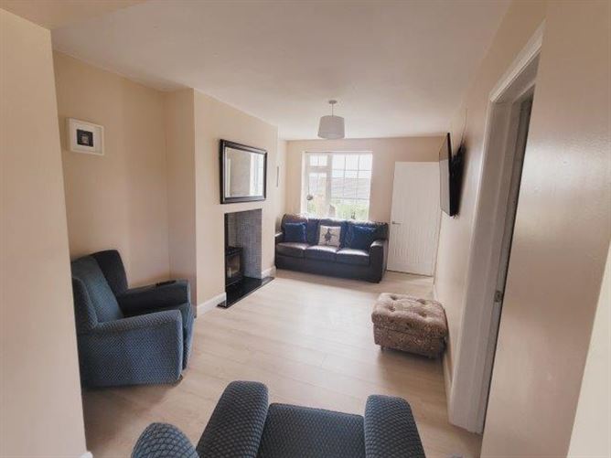 No 1 Drumlease Terrace, Dromahair, Leitrim