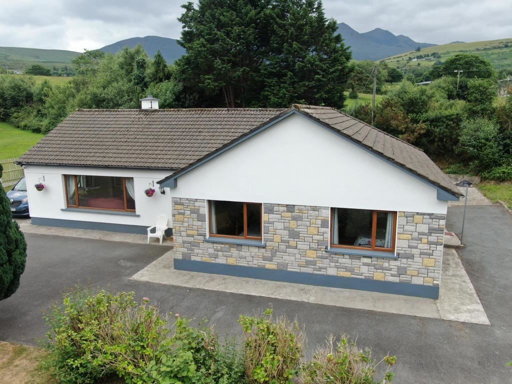 Carnahone, Beaufort, Killarney, Co. Kerry