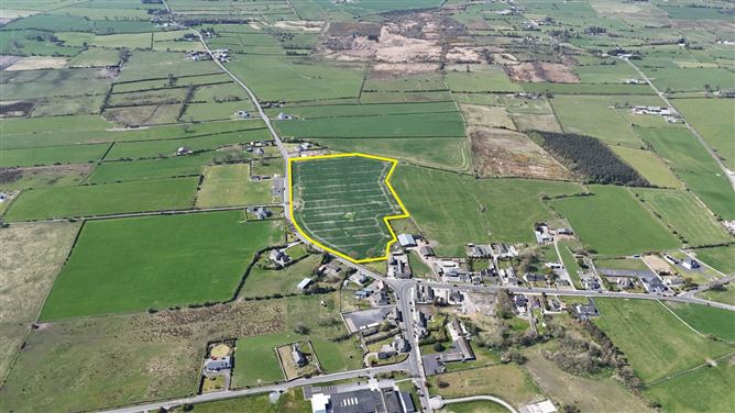 Castleblakeney Village, Ballinasloe, County Galway