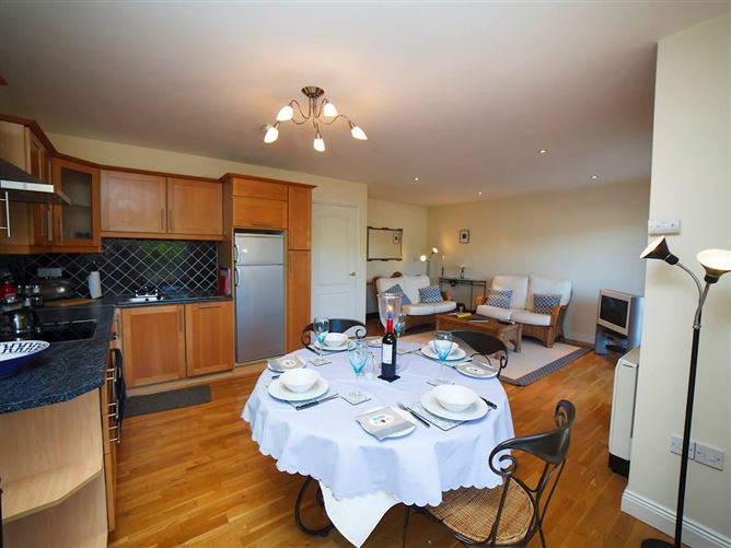 2 Bed in Newport,Newport,  Mayo