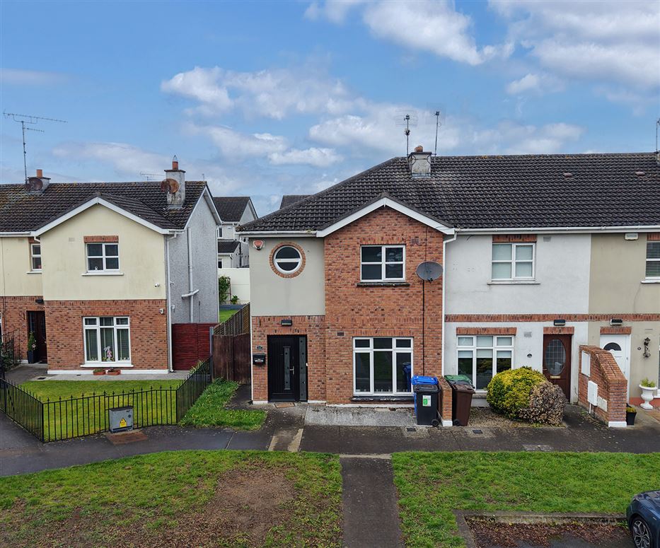 93 Bru na hAbhainn, Navan, Meath