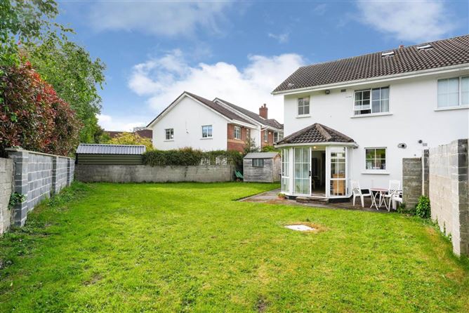 Photo 33 of 41 — 9 The Maples, Bird Avenue, Clonskeagh, Dublin 14