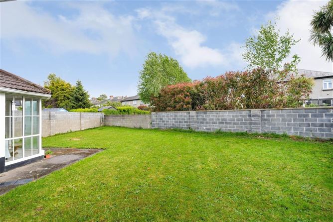 Photo 35 of 41 — 9 The Maples, Bird Avenue, Clonskeagh, Dublin 14