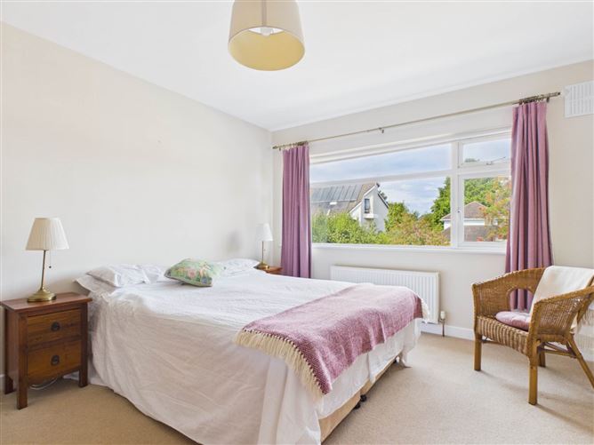 Photo 10 of 17 — 168 Vernon Avenue, Clontarf, Dublin 3