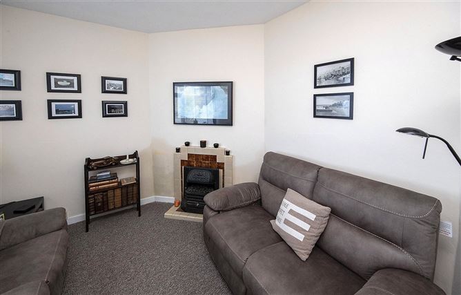 5 Abbey View, The Lookout, Dungarvan, Co. Waterford