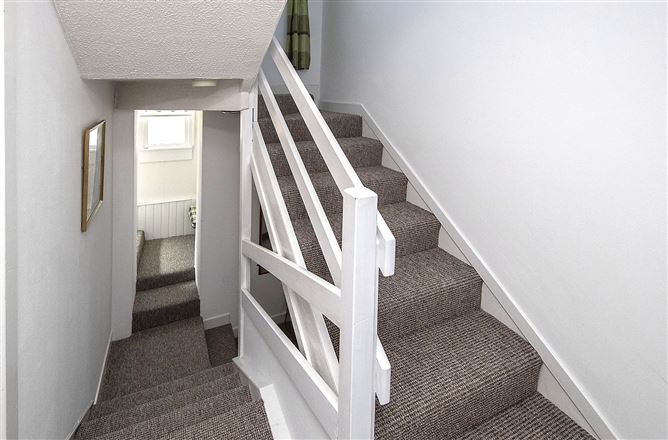 5 Abbey View, The Lookout, Dungarvan, Co. Waterford