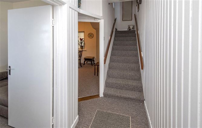 5 Abbey View, The Lookout, Dungarvan, Co. Waterford