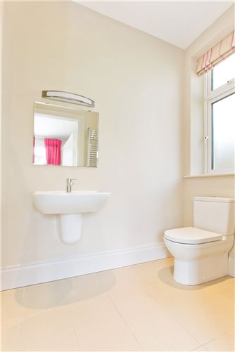 7 Rokeby Park, Lucan, Co. Dublin