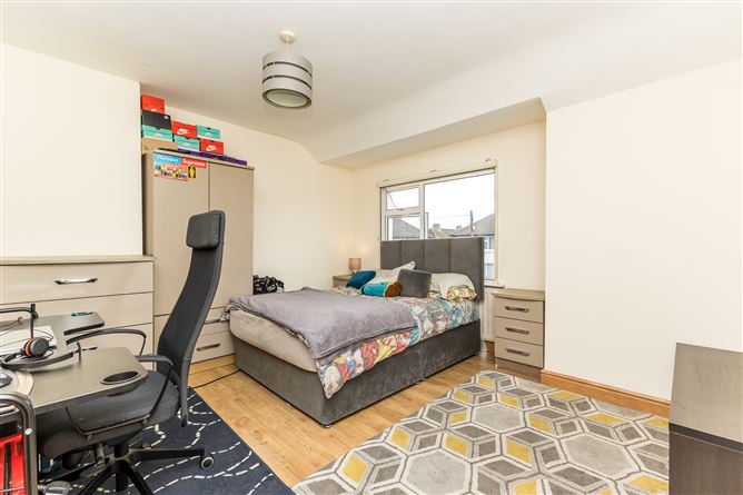43 The Thatch Road, Whitehall, Dublin 9