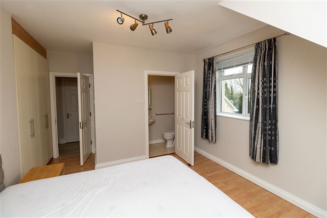 45 Willow Grove, Sallins, Kildare