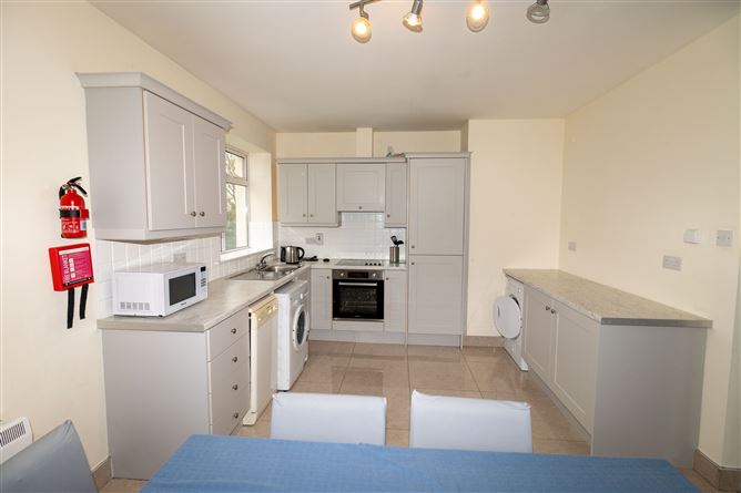 45 Willow Grove, Sallins, Kildare