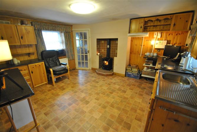Valley Cottage, The Valley, Roscrea, Co. Tipperary