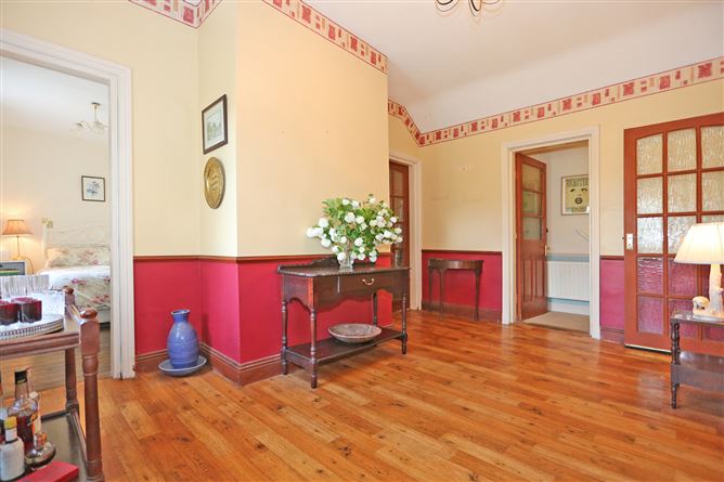 Aston Villa, Newtown, Caherconlish, Co. Limerick