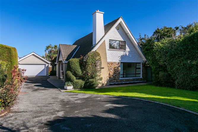 Dun Na Ri, 6 Castle Park, Monkstown, County Dublin