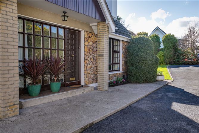 Dun Na Ri, 6 Castle Park, Monkstown, County Dublin