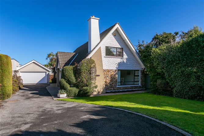 Dun Na Ri, 6 Castle Park, Monkstown, County Dublin