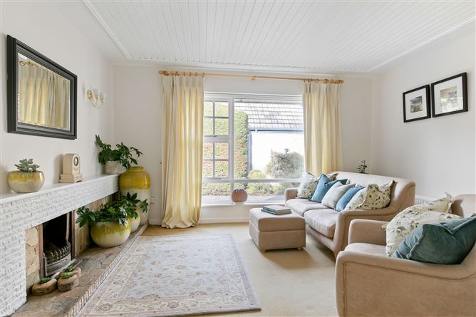 Dun Na Ri, 6 Castle Park, Monkstown, County Dublin