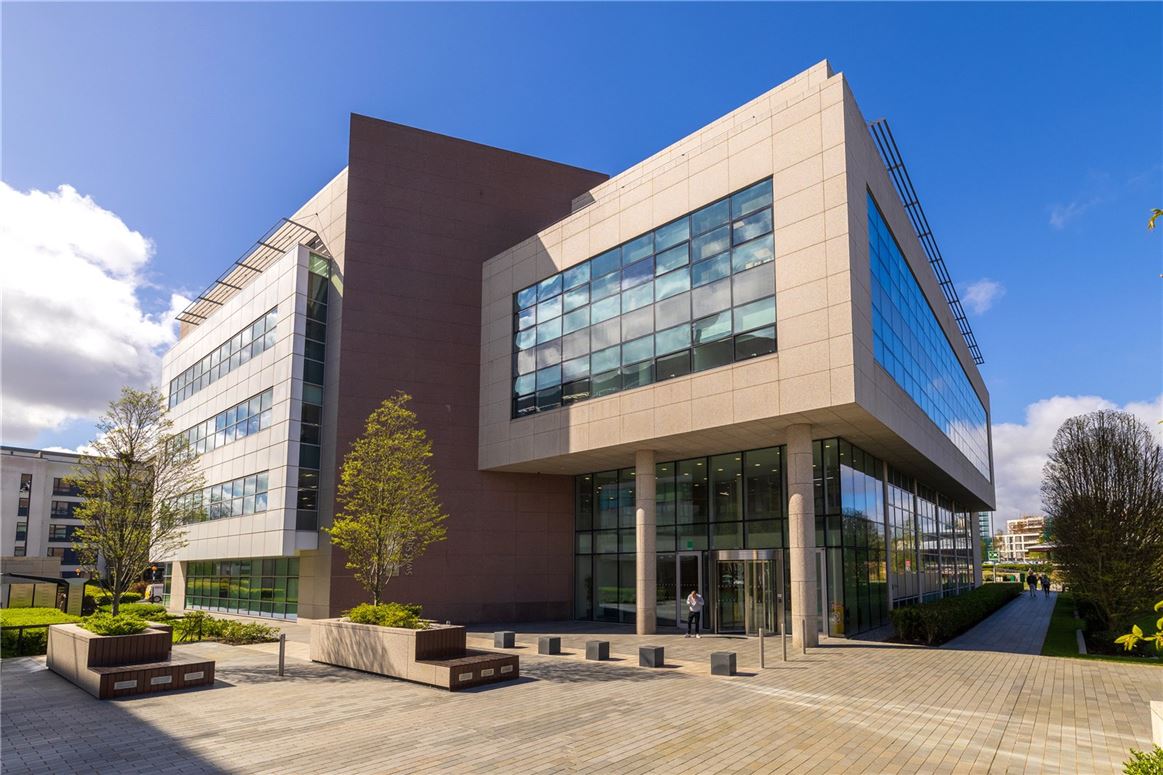 Swift Square & Metro Park, Swift Square & Metro Park Collection, Northwood, Santry Demense, Dublin 9