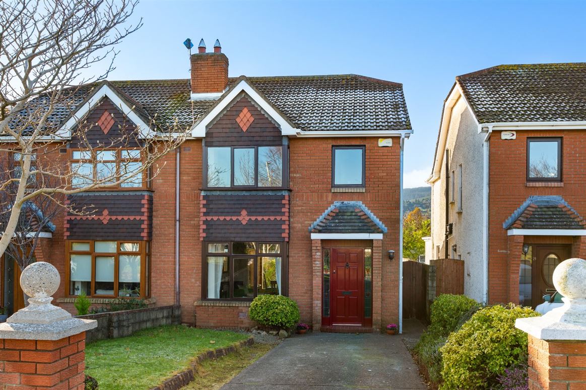 19 Glencairn Drive, The Gallops, Leopardstown, Dublin 18