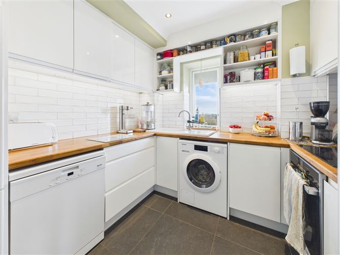 Apartment 328, Boireann Bheag, Roscam, Galway City, Co. Galway