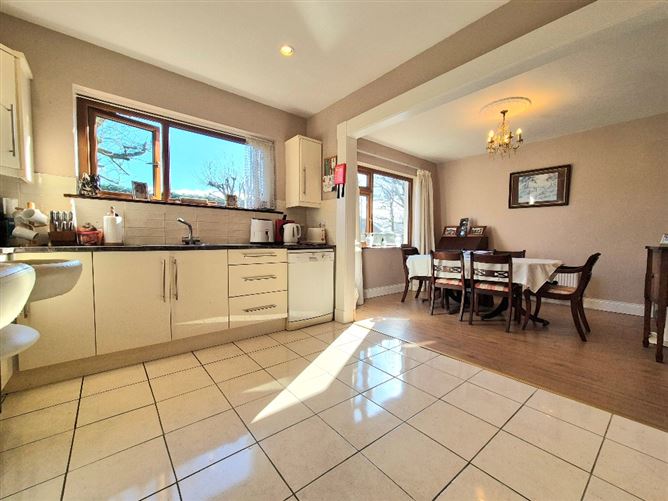 'Lee Villa', Mounthawk, Tralee, Kerry