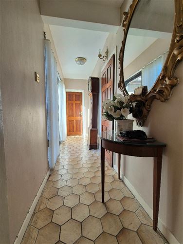 'Lee Villa', Mounthawk, Tralee, Kerry