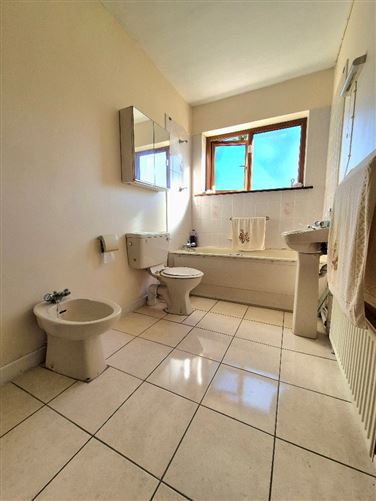 'Lee Villa', Mounthawk, Tralee, Kerry