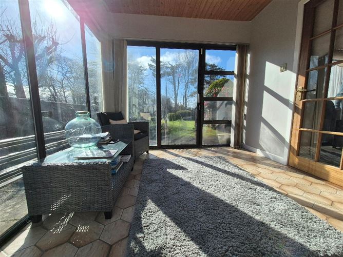 'Lee Villa', Mounthawk, Tralee, Kerry