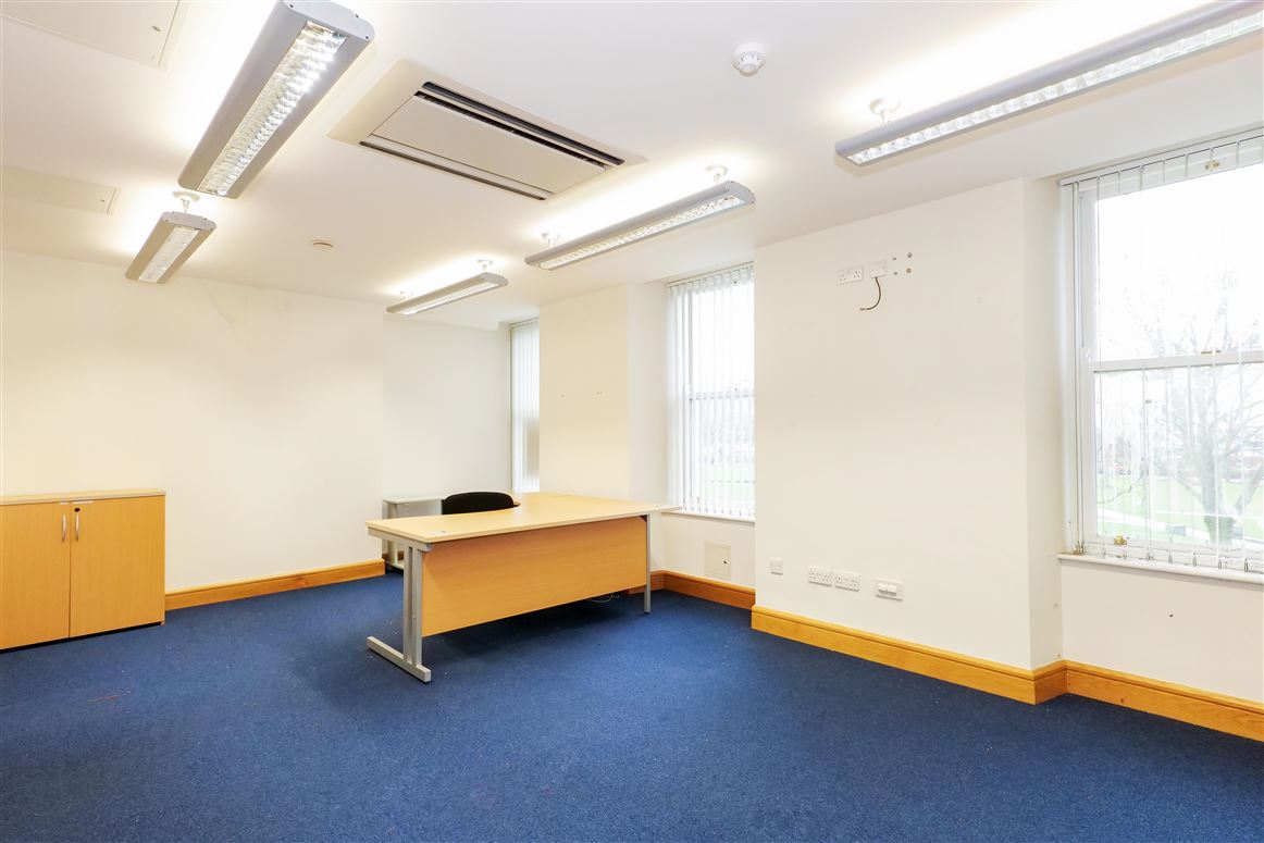 24 Square Square, Galway City