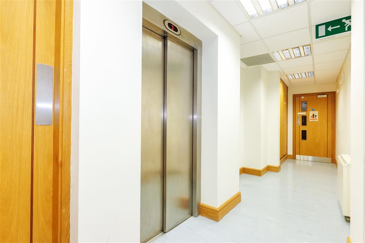 24 Square Square, Galway City