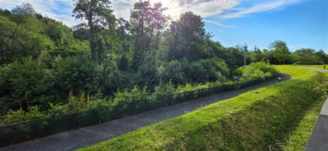Photo 10 of 14 — 35 Ashwood Glade, Westport, Mayo