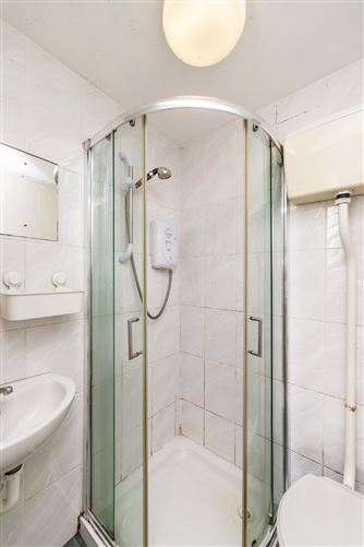 Photo 15 of 22 — 211 Clonliffe Road, Drumcondra, Dublin 9