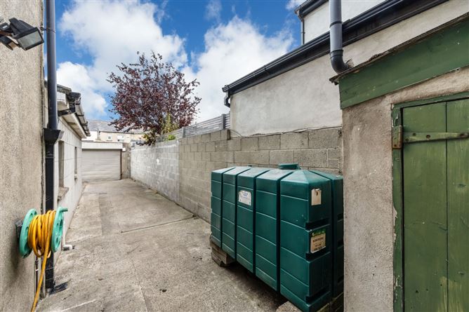 Photo 20 of 22 — 211 Clonliffe Road, Drumcondra, Dublin 9