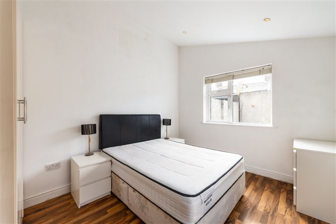 Photo 12 of 22 — 211 Clonliffe Road, Drumcondra, Dublin 9