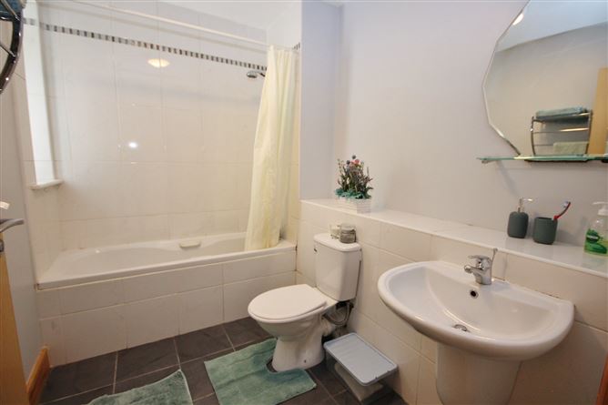 50 Stratton Grove, Adamstown, Lucan, Co. Dublin