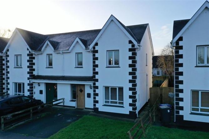 5 Mullaghmore, Carrick-On-Shannon, Roscommon