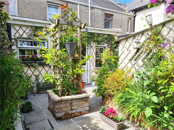 15 Lisheen Terrace, Mitchel St., Thurles, Co. Tipperary